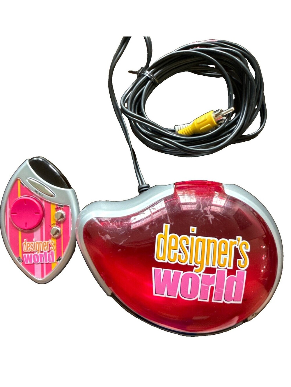 Hasbro Designer's World Video Game Plug and Play 2006 with Remote TESTED WORKING